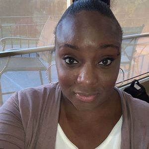 Meet your Posher, Sheena